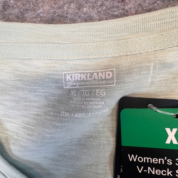 Kirkland Signature Womens XL V-Neck Slub Tee 3/4 Sleeve Cotton Sage Green NWT - Picture 4 of 9